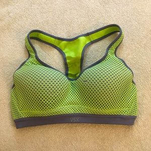 VSX Padded active sports bra w underwire